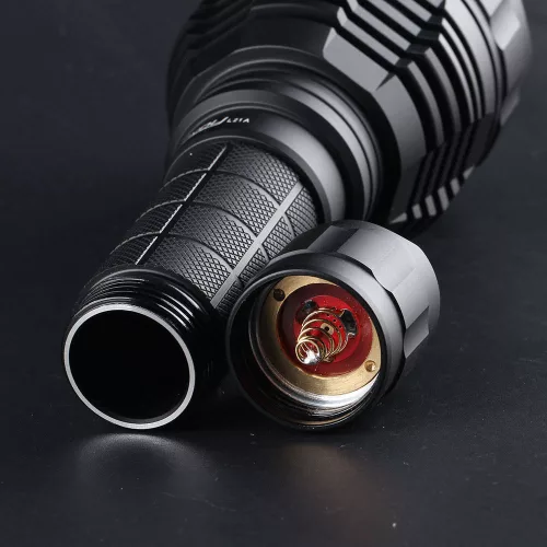Convoy L21A Taschenlampe mit SFT90 LED, 5000 Lumen und ca. 1100 m Reichweite